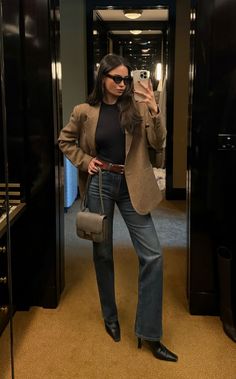 Paris Outfit Ideas, Scandi Fashion, Kendall Jenner Street Style, Fall Inspo, Paris Outfits, Street Style Winter, Casual Chic Outfit, Autumn Outfit, Sleek Fashion