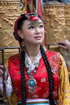 Kamala, Fourth Sister of the Khan. Ethno Style, Oh My Goddess, Lhasa, Folk Costume, Bride Bridal, Ethnic Fashion