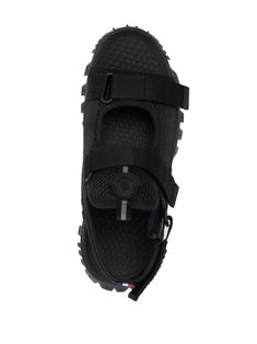 black mesh design round open toe multi-way strap design logo patch at the tongue pull-tab at the tongue slingback strap branded heel counter pull-tab at the heel branded footbed flat rubber Vibram® sole touch-strap fastening This piece comes complete with a protective dust bag. This item is in size 44 and the color is Moncler Trailgrip, Mesh Design, Strap Design, Pump Sandals, Mens Sandals, Pull Tab, Small Leather Goods, Black Mesh