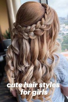 simple hairstyles//cute trendy hairstyles// hair ideas//hairstyles//baddie hairstyles Quince Hairstyles, Homecoming Hair Down, Festival Hair, Hoco Hair Ideas, Hoco Hair, Wedding Hairstyles For Long Hair, Half Up Hair, Braids For Long Hair, American Beauty