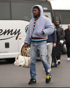 Stefon Diggs Fits, Stefon Diggs Outfit, Stephon Diggs Fashion, Stefon Diggs Fashion, Dude Outfits, Athlete Aesthetic, Kanye West Outfits, Mens Crop Top, Stefon Diggs