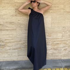 Casual One Shoulder Flowy Maxi Dress, Casual One-shoulder Flowy Maxi Dress, Beach One-shoulder Sundress Maxi Dress, Flowy One Shoulder Sundress, Summer Flowy One Shoulder Maxi Dress, Summer Flowy One-shoulder Maxi Dress, Flowy One-shoulder Midi Dress For Beach, One Shoulder Flowy Maxi Dress For Beach, Toga Dress