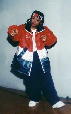 Da Brat 90s, Brat Aesthetic, Black 90s Fashion, Looks Hip Hop, Da Brat, Hip Hop 90s, Aaliyah Style