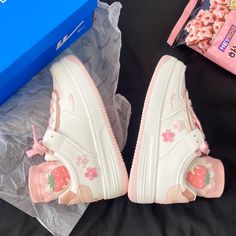 Fashion Sakura Shoes/Sneakers PN4909 ●Size:please see the picture. ●Material: pu ●About Shipping: We attach great importance to the orders of each customer and parcel delivery. 1.Processing time: 2-3 business days. 2.Shipping time: 10-15 business days to US, please allow 3-4 weeks shipping to other country.(Shipping times can be affected by variable customs clearance times or public holidays.)