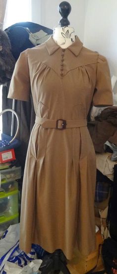 ~ Details:   Two style variation DRESS by 'Du Barry'  ~ Circa/Date: 1940s ~ Size/Measurements (Inches):     ~ Size: 20     ~ BUST: 38″     ~ Waist:  32″     ~ Hip: 41″ ~ Please Note: ~ You are buying a 'Professional Reproduced' copy of this sewing pattern. Copied from the original sewing pattern. Produced in Full Scale Pattern Pieces ready to cut with full instructions included. Reproduced on high quality 50 gm paper with black ink, durable and easier for reuse. Printed by a Professional Printing Company.   ~ With this product comes an accompanying 'Booklet' and inside the Booklet it includes: ~ A 2-page Instructions and Illustrations on 'How to Adjust Your pattern to your Personal Measurement.' ~ Personal Measurement Chart ~ Body Form Illustrations ~ Fitting Checklist ~ Metric Equivalency 19402 Dress, 1940’s Winter Dress, 1940s Tea Dress Pattern Simplicity, 1940s Utility Dress, 1940 Dress, Forties Fashion, Super Pictures, Sew In Weave, Fashionable Accessories