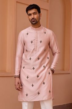 Pink kurta with thread and sequin embroidery. Paired with a pant. - Aza Fashions Pink Bollywood Sherwani With Floral Embroidery, Festive Embroidered Reception Kurta, Festive Kurta With Mirror Work For Traditional Ceremonies, Traditional Ceremonies Long Sleeve Sets With Mirror Work, Festive Sets With Resham Embroidery In Traditional Fit, Floral Embroidered Kurta For Traditional Ceremonies And Festive Season, Festive Embroidered Traditional Fit Sets, Isha Gupta, Short Kurta For Men