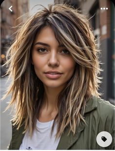 Heavily Layered Medium Hair, 2024 Hair Trends, Easy Hair Cuts, Brown Hair With Blonde Highlights, Haircuts For Medium Hair, Long Hair With Bangs, Mid Length Hair