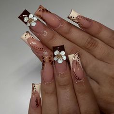 24pcs medium and long French leopard print fake nails, black leopard print line spot fake nails, Brown Nails 3d Flowers, Brown Hibiscus Nails, Cute Medium Length Nails, Brown Flower Nails, Hard Nails, French Tip Acrylic Nails, French Acrylic Nails