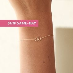 We must say two interlocking circles necklace is a way of symbolizing you and your loved one since it is similar to combine of two people's love.  Choose your own day, gift in your own way on a birthday, your special day or a lovely Friday. D E T A I L S   * Made to Order. * 100% 14k Solid Gold * Choice of Gold Color: Yellow Gold, Rose Gold, White Gold * Charm Height: 6 mm / 0.23 inch * Charm Width: 10 mm / 0.39 inch * Chain length is adjustable from 6 to 7 inches. * Ready to Ship in 1-3 Busines Modern Twist Yellow Gold Jewelry As Gift, 14k Gold Jewelry With A Modern Twist For Gift, Modern Twist Everyday Bracelet Jewelry, Adjustable Infinity Fine Jewelry, Modern Twist 14k Gold Jewelry Gift, Modern Twist 14k Gold Jewelry As Gift, Modern Twist Everyday Bracelet, Modern Twist Bracelet Jewelry Gift, Modern Twist Bracelets As A Gift