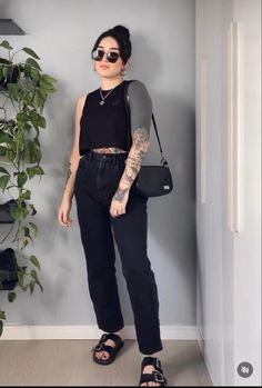 All Black Outfits For Women Midsize, Outfit To See A Play, Alt Mum Fashion, Spring Emo Outfits, Ateez Concert Outfit Plus Size, Work Appropriate Goth Outfits, Black Outfits Curvy, Mid Size Style Summer, Mid Size Punk Fashion