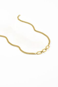 Ross-Simons - Italian 14kt Yellow Gold Curb and Paper Clip Link Necklace. 18". This Italian-made necklace combines classic and trendy styles! A curb-link chain drapes the neckline with a centerpiece of stylish paper clip links. Includes 1" extender. Lobster clasp, 14kt yellow gold curb and paper clip link necklace. Modern Jewelry With Curb Chain Oval Link, Modern Jewelry With Oval Link Curb Chain, Modern Curb Chain Necklace As Gift, Classic 14k Gold Chain Necklace At Clavicle Length, Classic 14k Gold Clavicle Chain Necklace, Modern Gold Curb Chain Jewelry, Everyday Curb Chain Necklace With Rectangular Links, Formal Necklaces With Curb Chain And Rectangular Links, Elegant Gold Plated Charm Necklace With Curb Chain