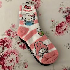 Hello Kitty & Friends Crew Fuzzy Socks 2 Pairs Size: 4-10 Accessories Hello Kitty, Sanrio Accessories, Sanrio Pink, Hello Kitty Friends, Fuzzy Socks, Pink Black, Hosiery, Hello Kitty, Black Pink