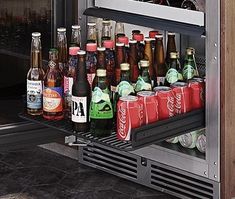 Perlick 24 Panel Ready Beverage Center Solid Door Left Hinge - America Best Appliances, LLC Outdoor Beverage Center, Glass Door Hinges, Undercounter Refrigerator, Solid Door, Beer Dispenser, Beverage Centers, Built In Refrigerator, Wire Shelf, Wine Shelves