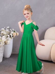 V-Neck Off The Shoulder Chiffon Junior Bridesmaid Dresses Solid Chiffon Bridesmaid Dress, Green Chiffon Evening Dress For Wedding Guest, Green Chiffon Floor-length Bridesmaid Dress, Green Chiffon Summer Dress For Banquet, V-neck Chiffon Bridesmaid Dress For Prom Season, Green Chiffon Dress For Wedding Guest, Green Chiffon Bridesmaid Dress For Spring, Spring Green Chiffon Bridesmaid Dress, Green Chiffon Prom Dress For Summer