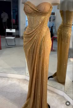 Gold Ball Dress, Gold Corset Dress, Golden Sequin Dress, Sequin Dress Outfit, Matric Dance Dresses, Gold Corset, Gorgeous Prom Dresses