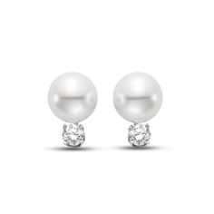 These classic pearl studs are each accented with a single round brilliant cut diamond for a stand-out look. Diamonds Direct, Diamond Stud Earrings, Diamond Stud, Pearl Studs, Round Brilliant Cut Diamond, Diamond Earrings Studs, Brilliant Cut Diamond, Diamond Studs, Round Brilliant