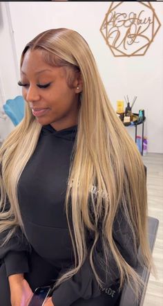 613 Brown Roots Wig, Deepwave Frontal Wig Burgundy, Colored Hair Wigs Black Women, Blonde Hair Weave Black Women, 30 Inch Blonde Wig, 22nd Birthday Hairstyles, 613 Toned Wig Hairstyles, Ash Blonde Wig With Brown Roots, Birthday Hair Styles Teens