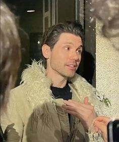 Ryan Ross, Music Artists, Dress To Impress, Music