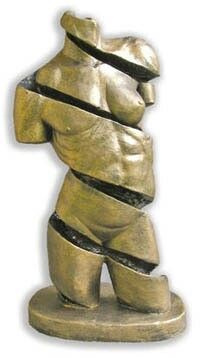 a bronze statue of a man with his arms wrapped around the neck and hands behind his back