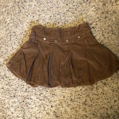 Brown Corduroy Skirt With Elastic Adjusters For A Better Fit. Never Worn. Bundle And Save Corderoy Skirt, Brown Ruffle Skirt, Twee Fashion, Brown Corduroy Skirt, Bear Aesthetic, Fall Skirt, Hippie Skirts, Uni Life, Brown Skirt