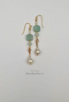 Earrings Pearl Drop, Romantic Earrings, Colour Stone, Earrings Gemstone, Jewelry Accessories Ideas, Diy Wire Jewelry, Long Drop Earrings, Gold Pearl Earrings, Earrings Pearl