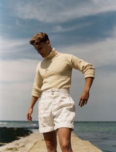 Sea Clothing, Mens Fashion Summer Outfits, Mens Luxury Lifestyle, Types Of Shorts, Sea Clothes, High Fashion Men, Wealthy Lifestyle, Preppy Fashion, Summer Swag