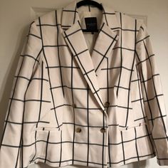 Nwt Rachel Roy Collection Double Breasted Jacket In Cream With A Black Plaid Pattern. Fully Lined, 4 Button Closure On Sleeves, Pockets. This Is A Quality Investment Piece. Size 3x. Cream Long Sleeve Blazer With Buttons, Cream Blazer With Button Closure, Cream Long Sleeve Blazer With Button Closure, White Outerwear With Buttons For Office, Cream Blazer With Buttons For Work, White Buttoned Outerwear For Office, Cream Button-up Blazer For Office, Rachel Roy, Double Breasted Jacket