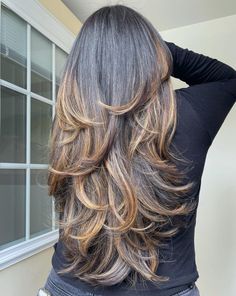 Waist-Length Thick Piece-y Butterfly Haircut Hair Tint, Haircuts For Medium Hair, Long Layered Hair, Haircuts For Long Hair, Long Hair Cuts, Layered Haircuts