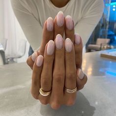 Clean Nails Look, Subtle Nails, Summery Nails, Classic Nails, Clean Nails, Girls Nails, Cute Acrylic Nails, Nail Manicure