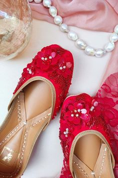 Red Juttis with 3D Floral Embroidery in Beads, Bugle Beads, Sequins and Pearls Contemporary Glam, Bridal Elegance, Bold Jewelry, Bridal Jewellery Indian, Elegant Shoes, Unique Shoes, Bugle Beads, Bridal Headpieces, Bridal Shoes