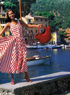 Christy Turlington by Arthur Elgort: ru_glamour — LiveJournal Estelle Lefébure, Vogue Vintage, Natalia Vodianova, Christy Turlington, Cindy Crawford, Moda Vintage, Vintage Vogue, Heidi Klum