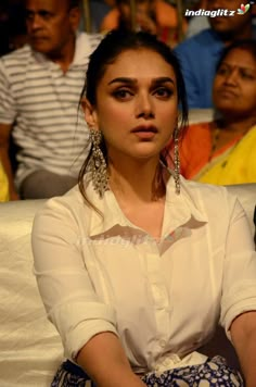 Aditi Rao Hydari Jewellery, Oxidised Jewellery With Lehenga, Hey Sinamika Aditi Rao Outfits, Aditi Rao Hydari Casual, Aditi Rao Hydari, Aditi Rao, Malayalam Movie, Celebrity Casual Outfits, Malayalam Cinema