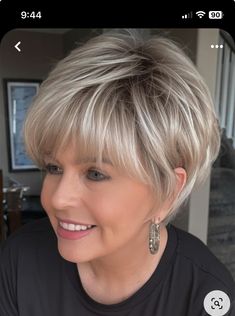 Cute Pixie Haircuts With Bangs, Cute Short Hairstyle Women, Hair Styles For Women Over 70, Short Flippy Hairstyles, Fine Hair Cuts, Short Stacked Hair, Pixie Haircuts For Women, Short Curly Hairstyles For Women, Short Silver Hair