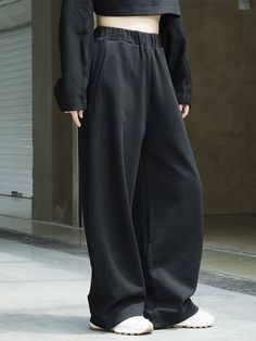 Casual Wide Leg Loose Solid Color Pants WHITE-M Trendy Loose Pants, Wide Leg Sport Pants, Wide Comfy Pants, Baggy Womens Pants, All Black Outfit Korean, Oversized Black Pants, Oversized Pants Outfit, Baggy Black Pants, Black Pants Baggy