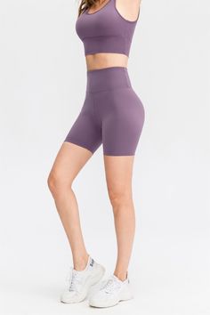 77% Nylon. 23% Spandex Soft. comfortable and skin friendly 4-way stretch. breathable and sweat-wicking Squat-proof High waisted design Featuring a back waistband pocket for storing your essentials Perfect for both sports activities and daily life Lantern Sleeve Sweater, Black Brick, Strapless Bandeau, Corset Mini Dress, Beautiful Figure, Long Sleeve Sweater Dress, Squat Proof, Ribbed Knit Sweater, Knit Sweater Dress