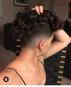 Short Curly Haircuts Shaved Sides, Undercut Hairstyles Women Curly Hair, Curly Pixie Mohawk, Short Curly Hair Mohawk, Curly Shaved Sides, Long Curly Hair With Undercut, Womens Shaved Sides Haircut, Mohawk Curly Hair