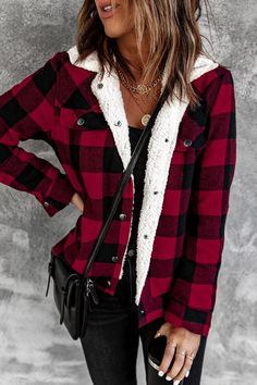 Lined Flannel Shirt, Estilo Chic, Casual Vest, Padded Coat, Coat Outfits, Red And Black Plaid, Plaid Jacket, Lumberjack, Line Jackets