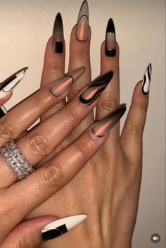 Black White Nails, Matte Top Coat, Colored Acrylic Nails, Luxury Nails, Minimalist Nails, Fire Nails, Classy Nails, Funky Nails, Pretty Acrylic Nails