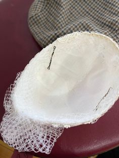 Sweet little midcentury half hat fascinator likely for a bride but you can rock with any outfit-lacy and covered with net with tufts of layered net at the back. Fun, flirty, light, and just the right amount of sass for 2021. Excellent condition with no flaws of note Please message me with questions before purchasing. All sales are final and ship fast from the Vermont shop. Find us on Instagram @anasclosetfullofcolor Thankyou! Pin Up Vintage, Bridal Fascinator, Hat Fascinator, Rose Print Dress, Floral Pins, Bellows, Vintage Pinup, Pure White, Vermont