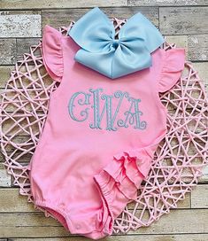 Super cute monogrammed ruffle bum romper for girls! Please leave initials first, last, middle name in that order in the notes to seller at checkout. Thank you Kids Beach Toys, Monogrammed Baby Quilt, Heirloom Baby Blankets, Bubble Clothes, Monogram Baby Girl, Monogram Outfit, Cute Baby Girl Outfits, Baby Monogram, Baby Girl Romper