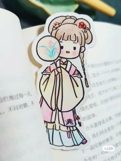 Chinese Bookmark, Ceramic Plates Art, Manga Watercolor, Handmade Bookmarks Diy, Whimsical Art Journal, Pencil Drawings Of Girls, Cute Easy Doodles, Flower Art Drawing, Diy Watercolor Painting