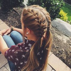 Tranças A Ponytail, Her Hair, A Girl, Long Hair, Braids, Hairstyles, Hair, Plaits