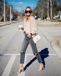 Trendy Instagram Outfits, Girls Night Outfit, Winter Date Night Outfits, Winter Accessories Fashion, Fall Trends Outfits, Night Out Outfit, Evening Outfits, Date Outfits, Casual Chic Style