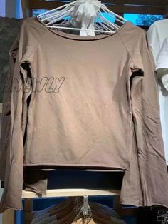 SIZE CHART material:cotton Bust:80cm Shoulder with Sleeve:66cmLength:44cm [20240102] window.adminAccountId=2668970472; Crop Top Y2k, Harajuku Streetwear, T Shirt Women, Red And Grey, Shirt Women, Harajuku, Long Sleeve Tees, Womens Shirts, Size Chart