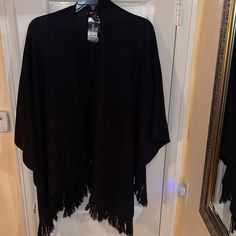 Beautiful Women’s Brand New Poncho Come With Tag Black Batwing Sleeve Poncho For Spring, Chic One Size Black Poncho, Chic Black One-size Poncho, Casual Black Shawl Poncho, Casual Black Shawl Outerwear, Casual Black Poncho Cape, Casual Black Cape Poncho, Casual Black Cape-style Poncho, Black Pant Suit