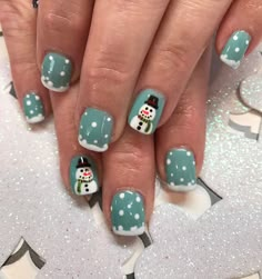 Snowman nail art Christmas Nail Designs Snowman, Simple Green, Christmas Nail Designs, Nail Paint, Hand Art, Blue Nails