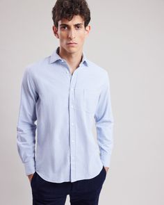 Men's shirt with a chest pocket, slightly open collar, and visible buttoning. The PAUL is the iconic regular-fit shirt. Light Blue Workwear Shirt With Pockets, Luxury Light Blue Men's Dress Shirt, Blue Flannel Shirt, Blue Button-up Dress Shirt With Concealed Placket, Light Blue Semi-formal Shirt With Button Closure, Blue Flannel, Mens Flannel Shirt, Style Chic, Flannel Shirt