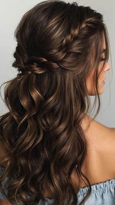 Discover the latest summer hairstyles ideas perfect for every hair length, whether you have long, medium, or short hair. From quick and easy styles to cute and fun braided looks, find simple and stylish inspiration for your next hairdo! Bridesmaid Hairstyles Long Brown Hair, Half Up Do Brown Hair, Wedding Hairstyles Thick Brown Hair, Bridesmaid Hairstyles Down Brunette, Bridesmaid Curled Hairstyles, Bride Hairstyle With Braid, Wedding Hair With Braid Down, Hairstyles For Long Hair For A Wedding, Soft Curls With Braid