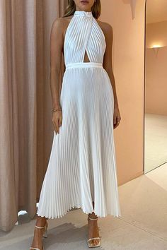 White Fashion Geometric Backless Halter Straight Dresses Fashion Geometric, Looks Party, Sleeveless Dresses, Halter Midi Dress, Mini Robes, Straight Dress, Fashion Pattern, Bridal Outfits, Waist Dress