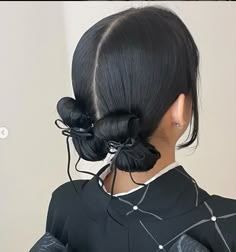 Hair In A Bun, Birthday Hairstyles, Easy Bun, Easy Bun Hairstyles, Sleek Bun, Trending Hairstyles, Stylish Hair